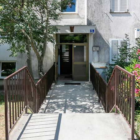 Apartment Pek Crikvenica Bagian luar foto