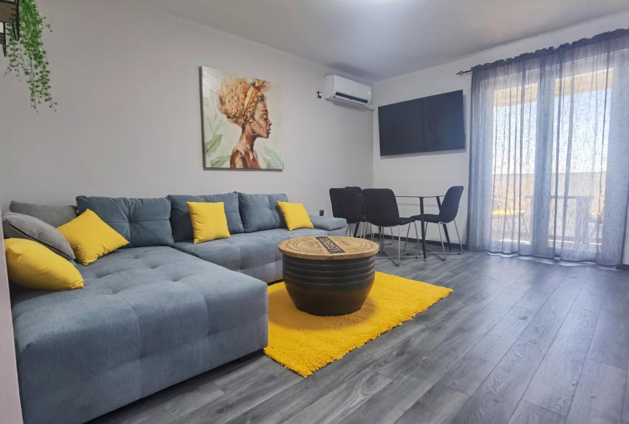 Apartment Pek Crikvenica Bagian luar foto