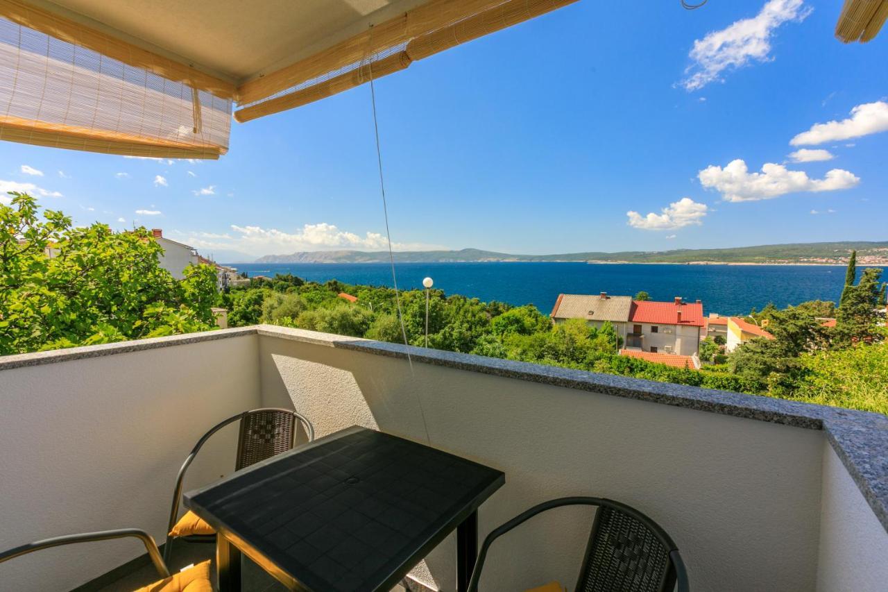 Apartment Pek Crikvenica Bagian luar foto