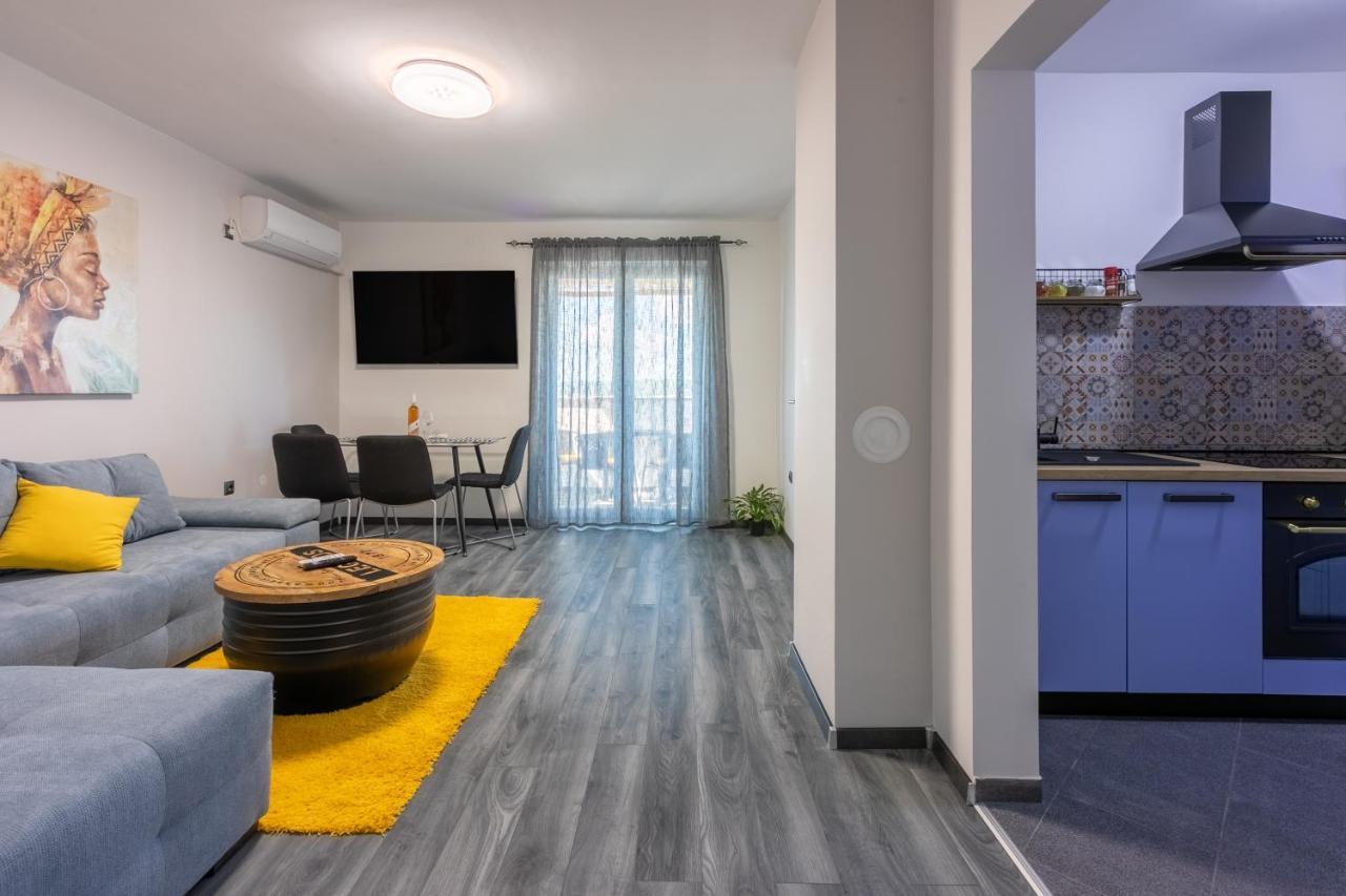 Apartment Pek Crikvenica Bagian luar foto